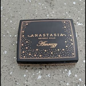Anastasia Beverly Hills Amrezy Highlighter
